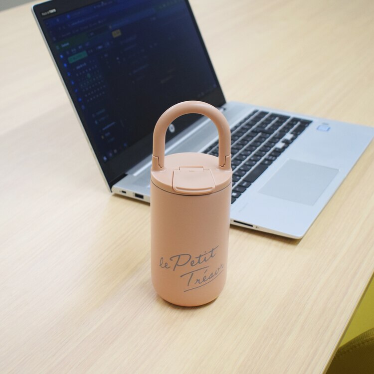 ステンレスタンブラー保温タンブラー保冷タンブラーステンレスマグカップ保温マグ保冷マグデスクマグフタ付きギフト贈り物トレゾワステンレスキャリータンブラーサブヒロモリ 