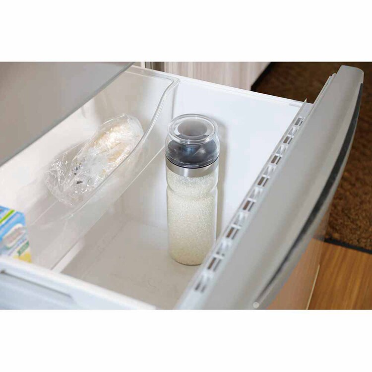 シービージャパン 冷蔵庫に入れられる密閉米びつボトル 1kg 【プラザセレクト】