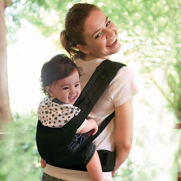 赤ちゃんを支えるレッグホルダーで、おんぶの時にも安心装着!抱っこの時にも使用可能です♪
