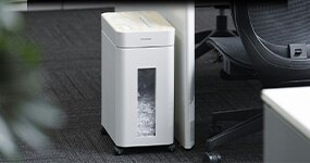 �V�����b�_�[