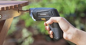 �d���H��