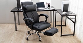 ���N���C�j���O�`�F�A�E�Q�[�~���O�`�F�A