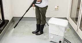 �^���N��