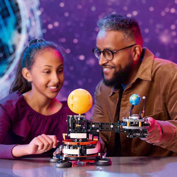 TECHNIC 地球と月の周回軌道 42179 【プラザセレクト】