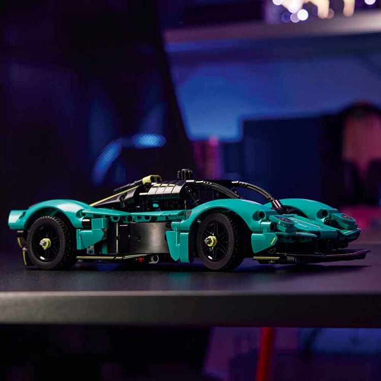 TECHNIC Aston Martin Valkyrie 42208 【プラザセレクト】